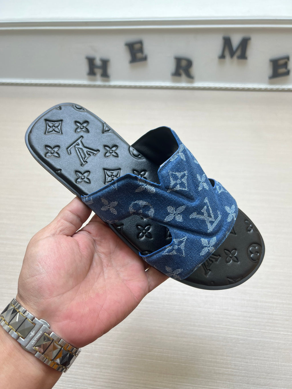 Z5ZE28 Popular slippers