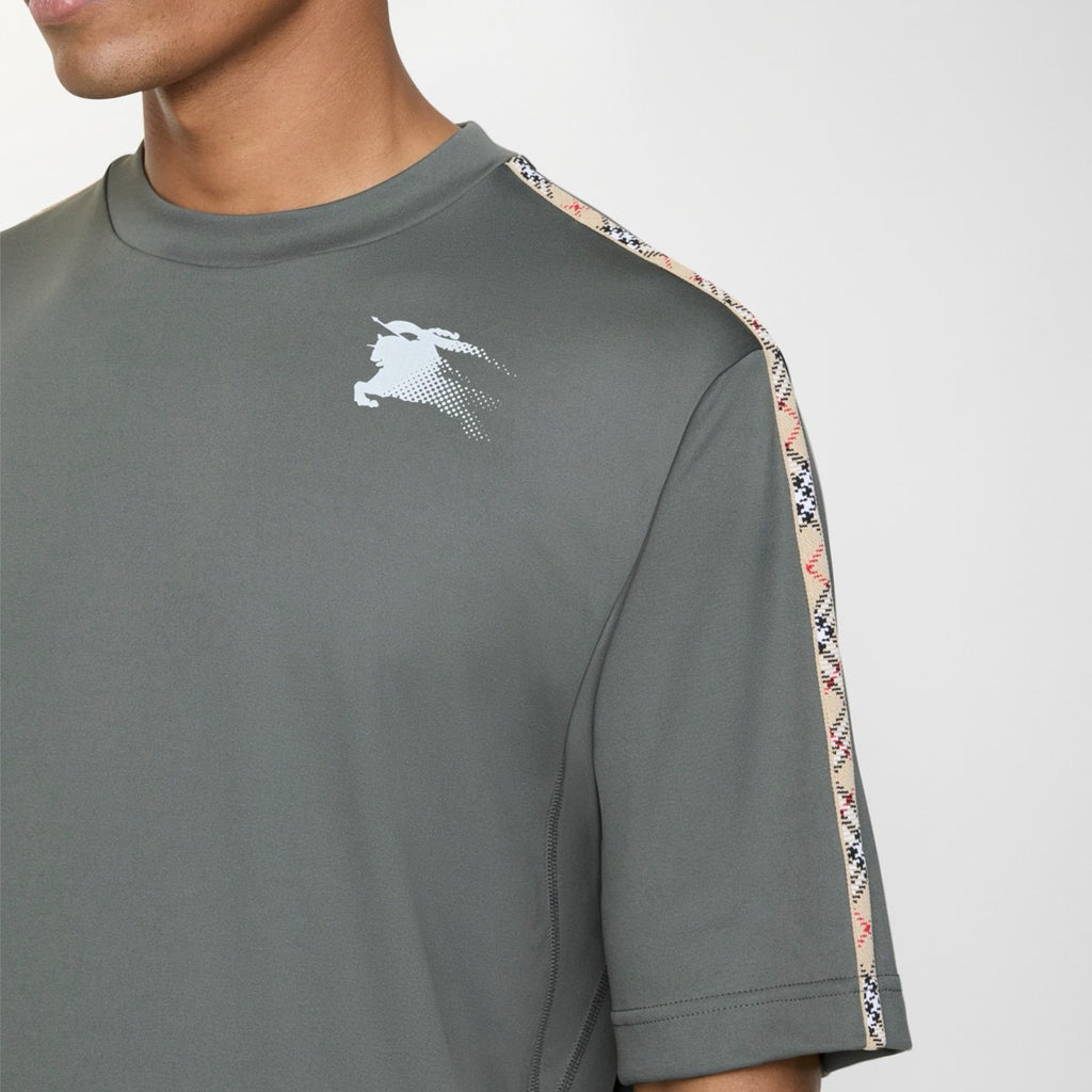 U1R86R7 Popular T-shirts