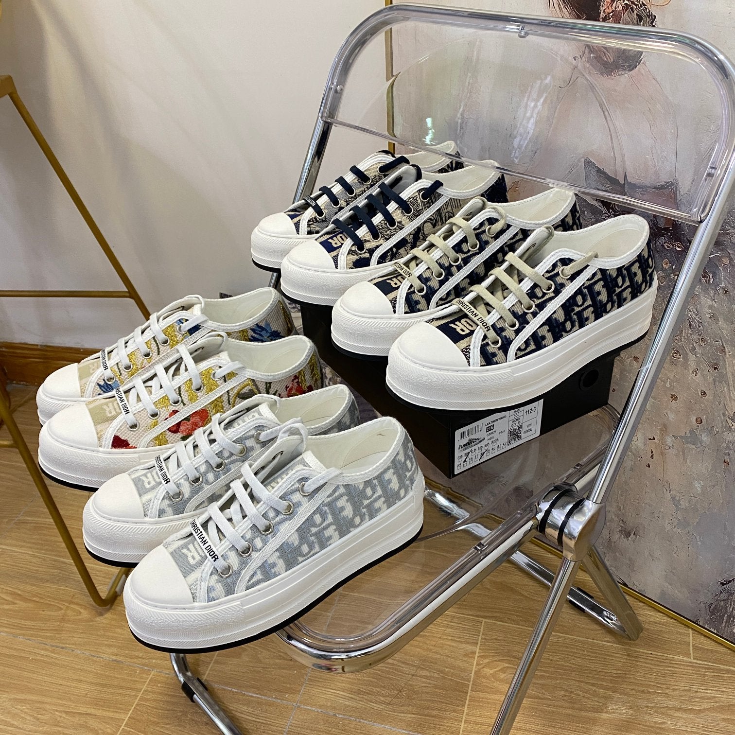 Z1XD67 Popular shoes