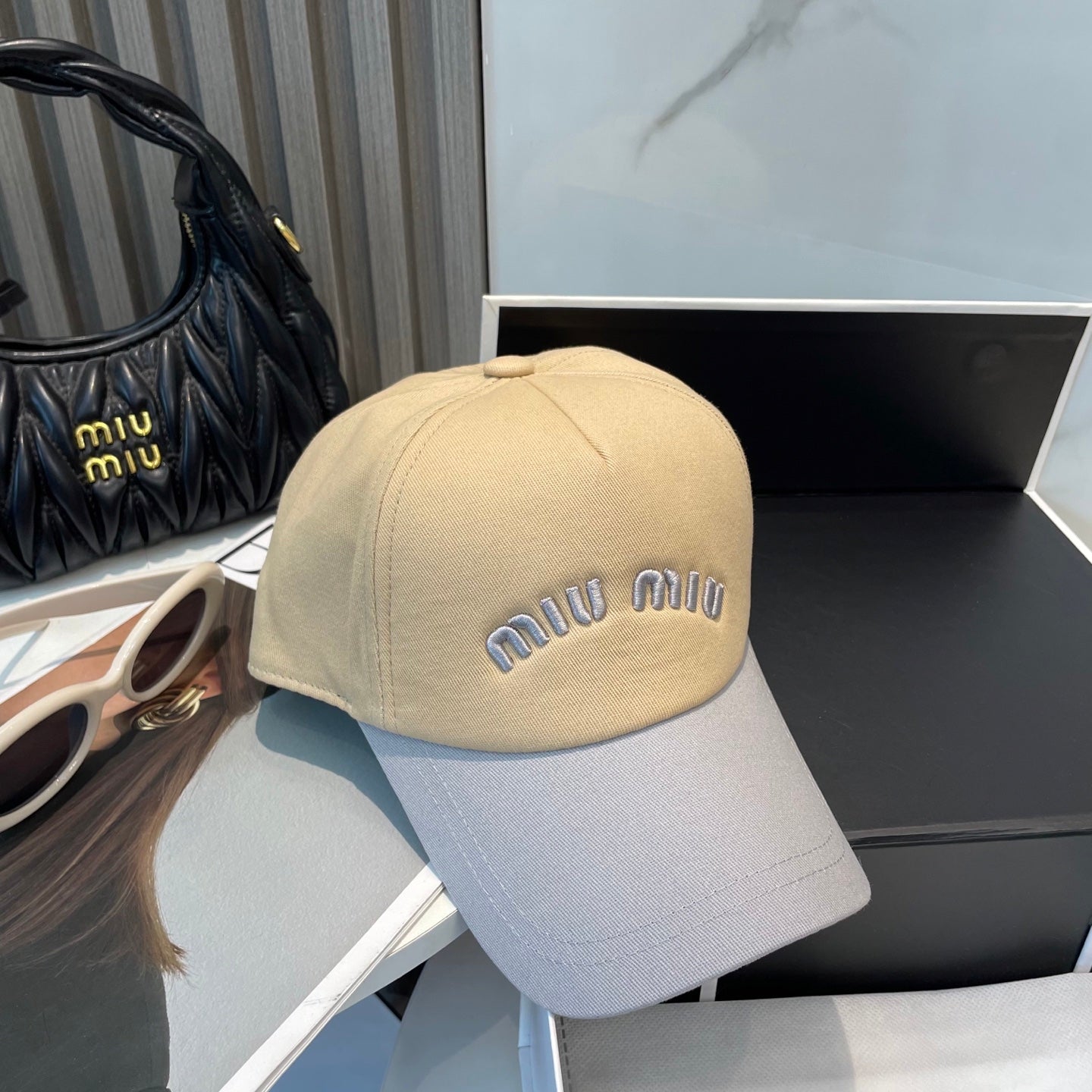 M1Q45A18 Popular  hats