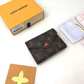 B1P70E22 Popular  leather wallets