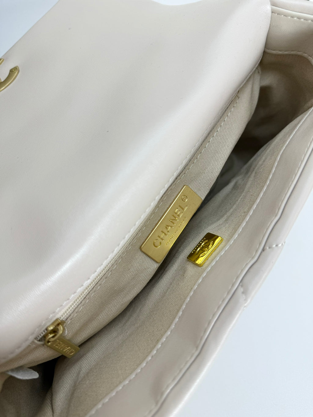 B1R25C85 Popular leather bag