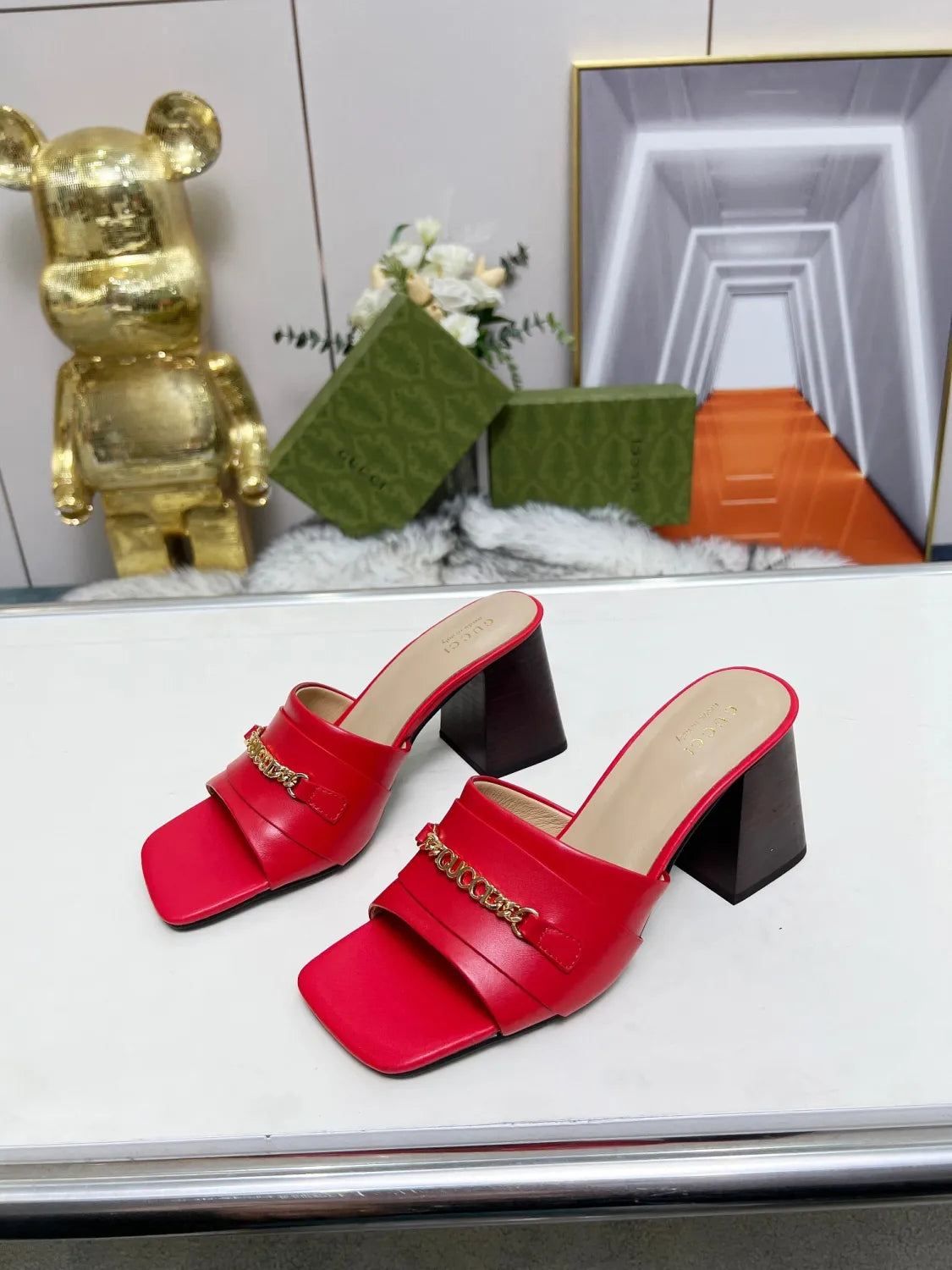 Z2N75B11  Popular leather High heels