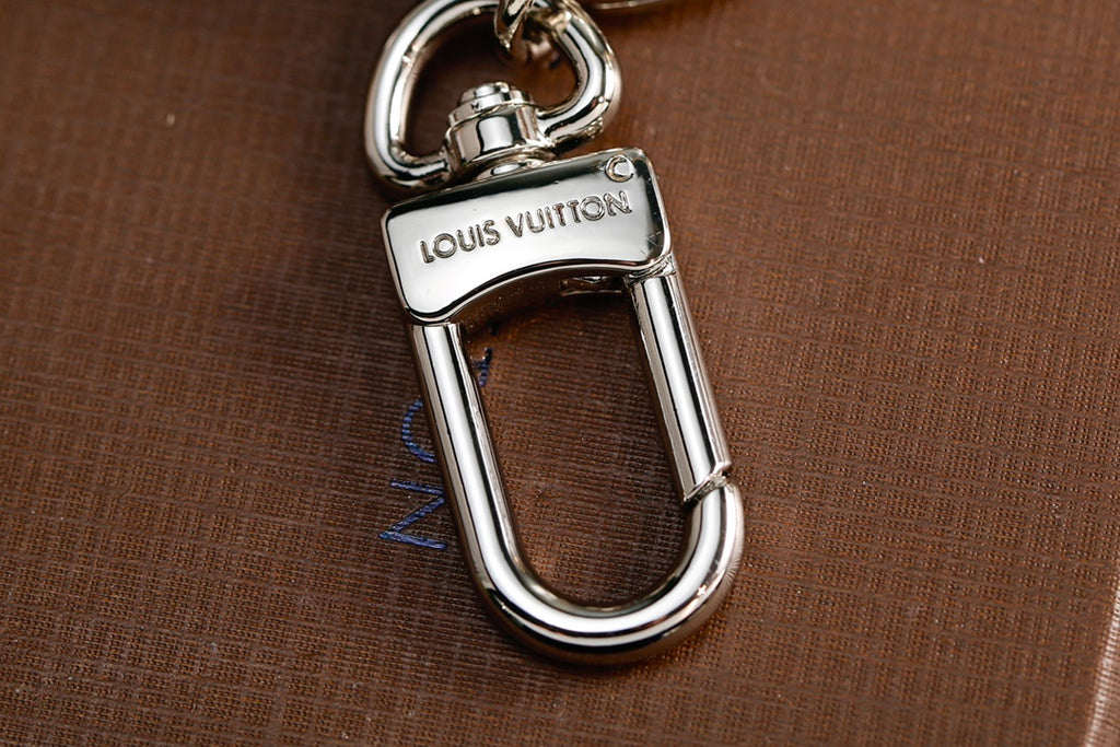 A1R76E24 Popular bag 's charms accessories