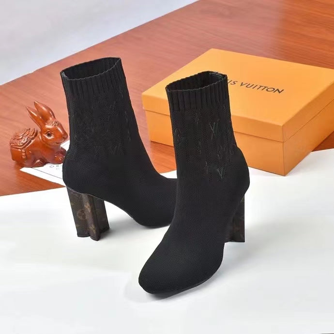 Z2R45E37 Popular high-quality Boots