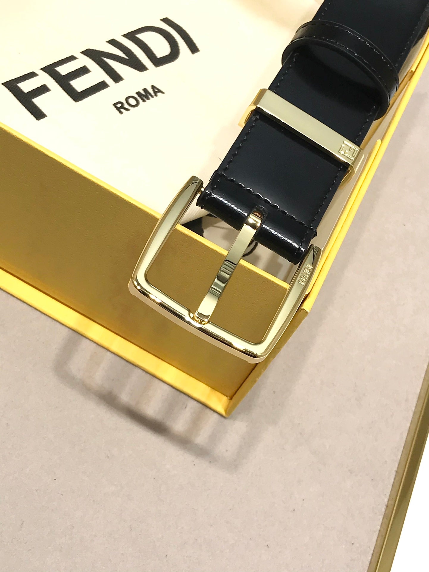 P1Q64F93 Popular  High quality belt With full package