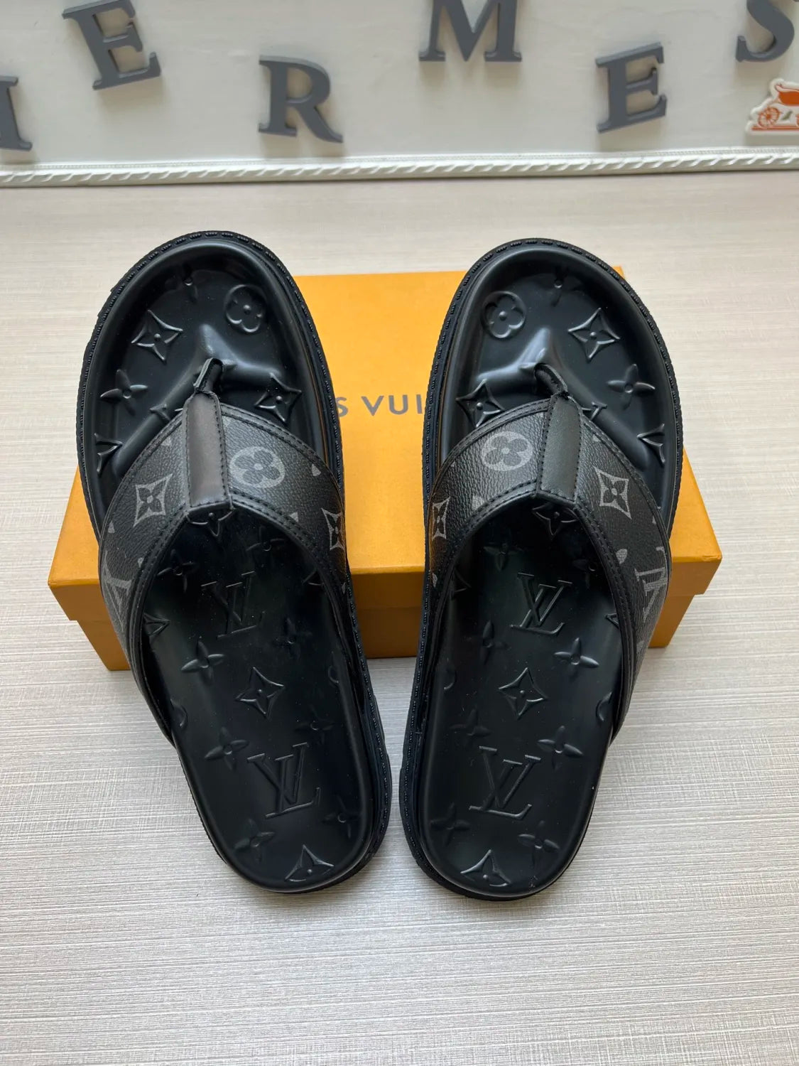 Z5Z35E303 Popular Slippers