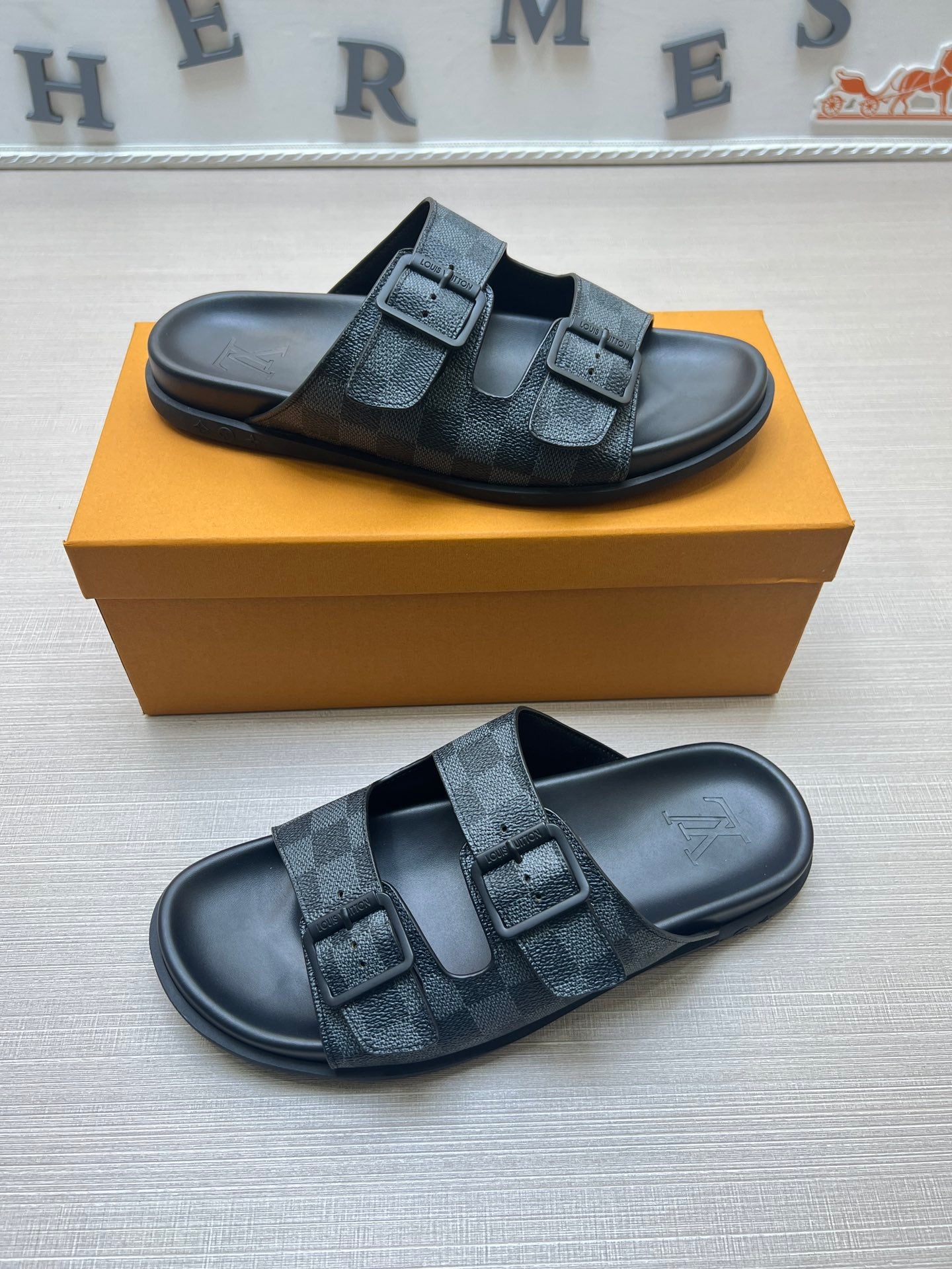 Z5ZE59 Popular slippers