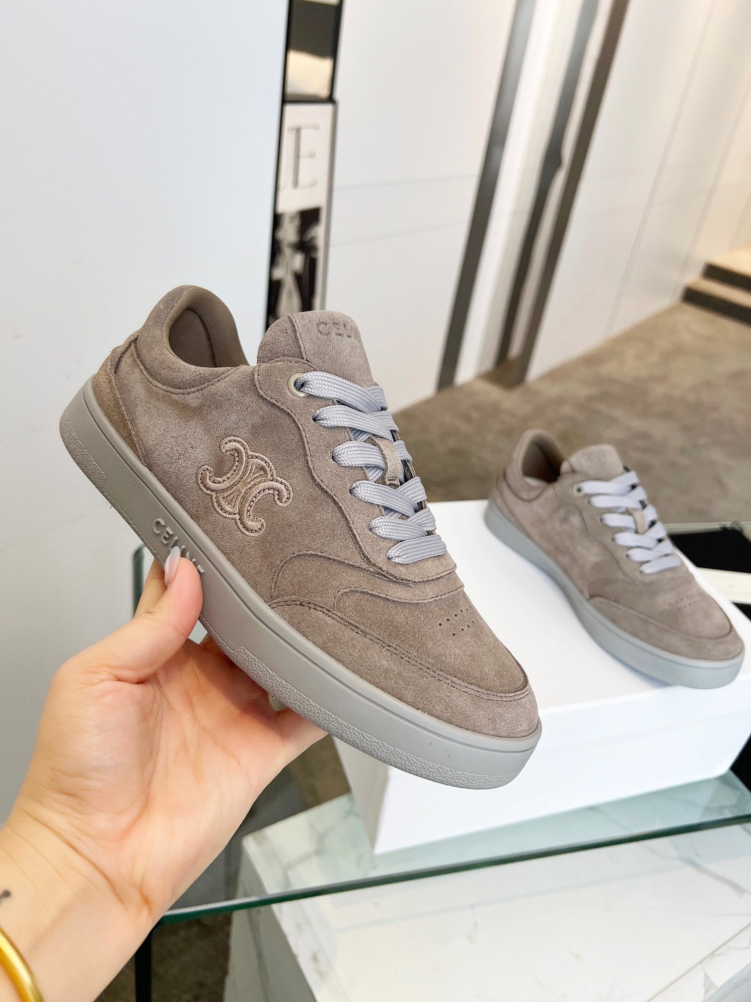 Z2Z85N154  Popular high-quality shoes