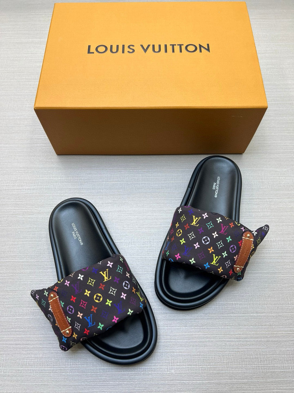 Z5QE6  Popular Slippers