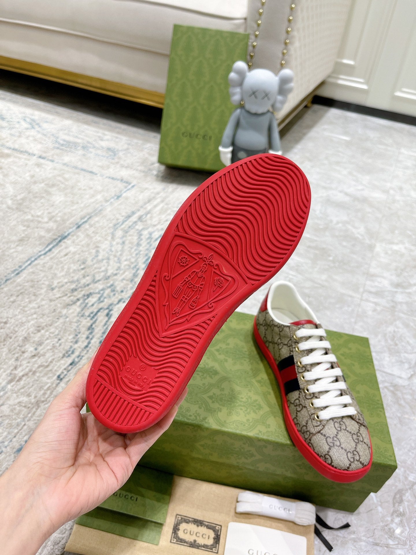 Z2Q105B202 Popular high-quality Shoes