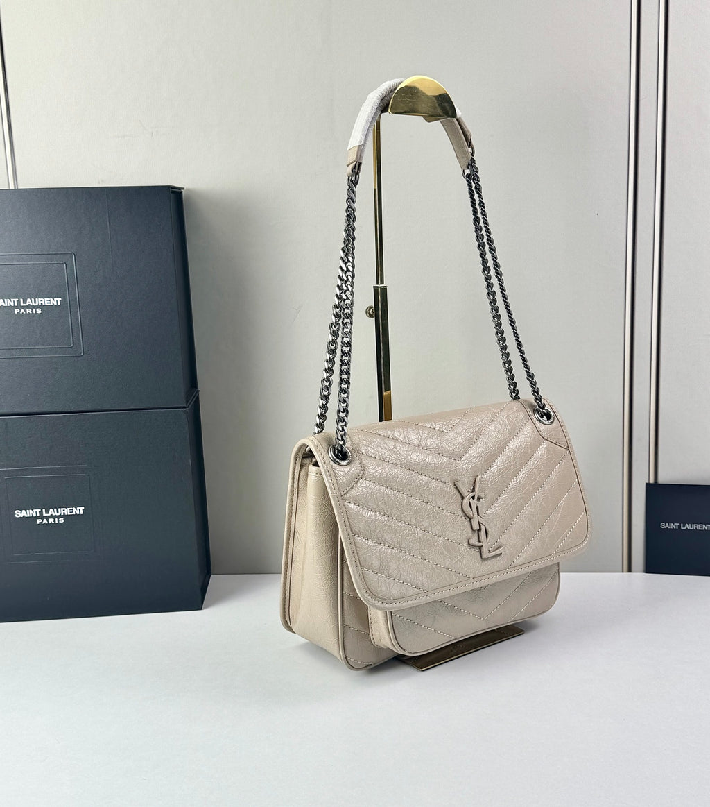 B1R76SL16 Popular leather bag