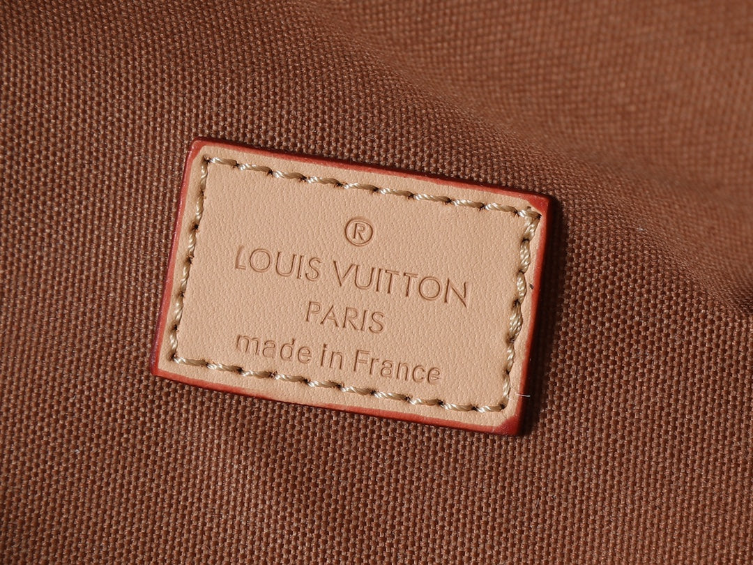 B1R15E122  Popular  bag