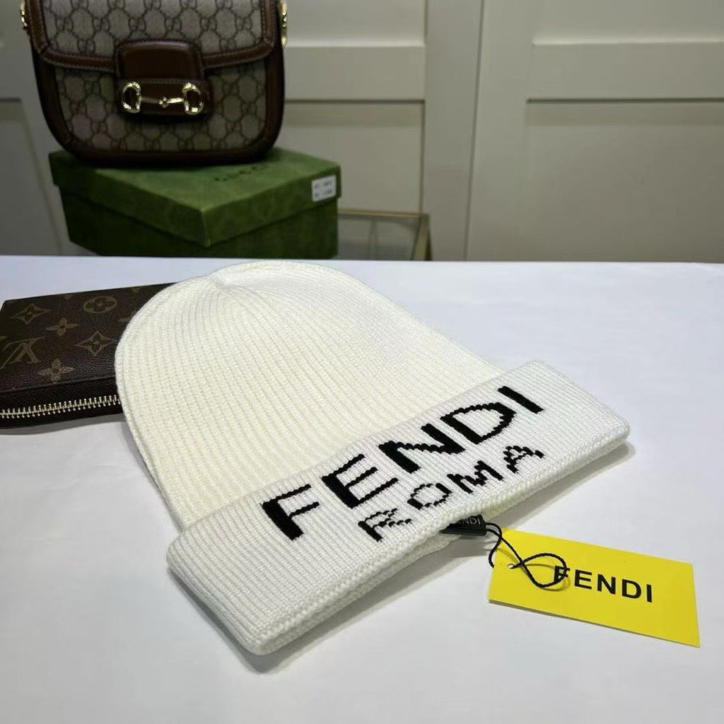 M1R86F47 Popular hats