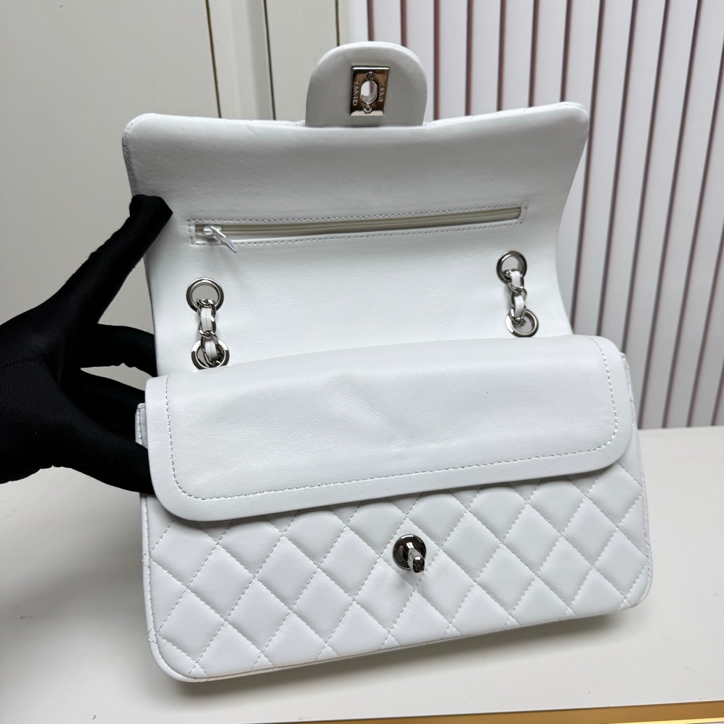 B1R76C15 Popular leather bag