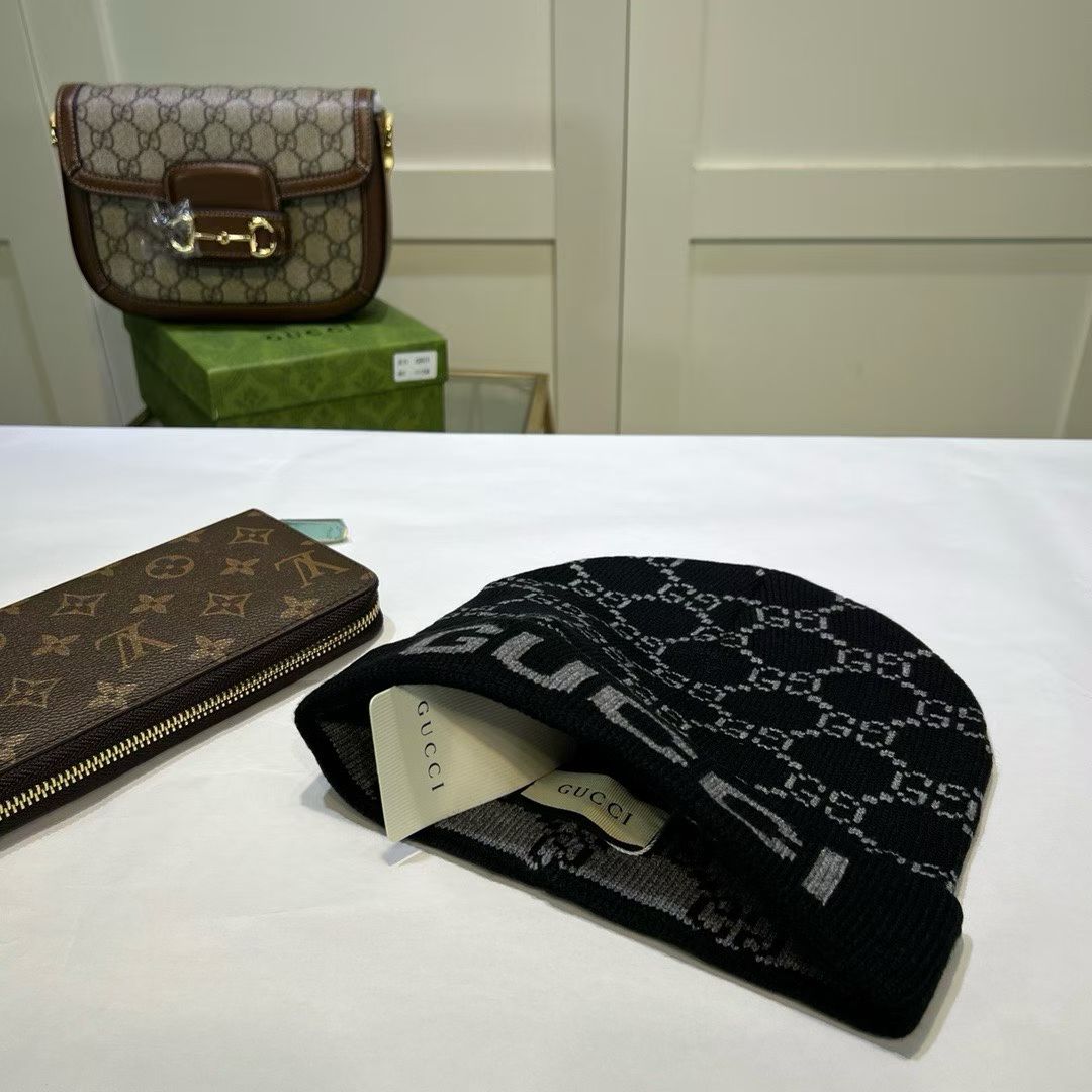 M1R86B52 Popular hats