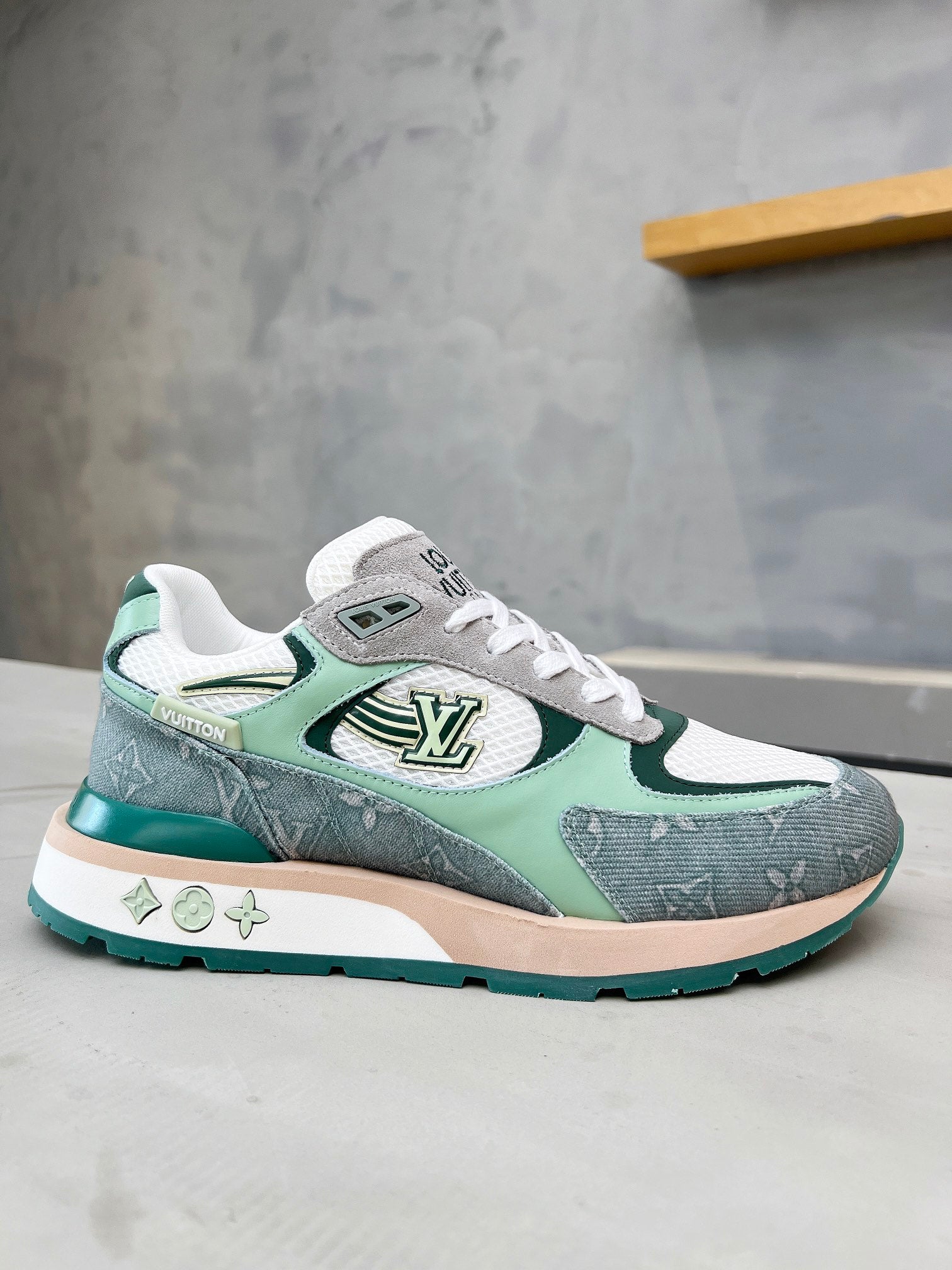 Z2Q105E229 Popular high-quality  Shoes