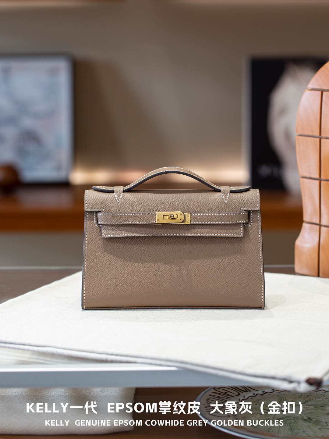 B1R66A6 Popular leather bag