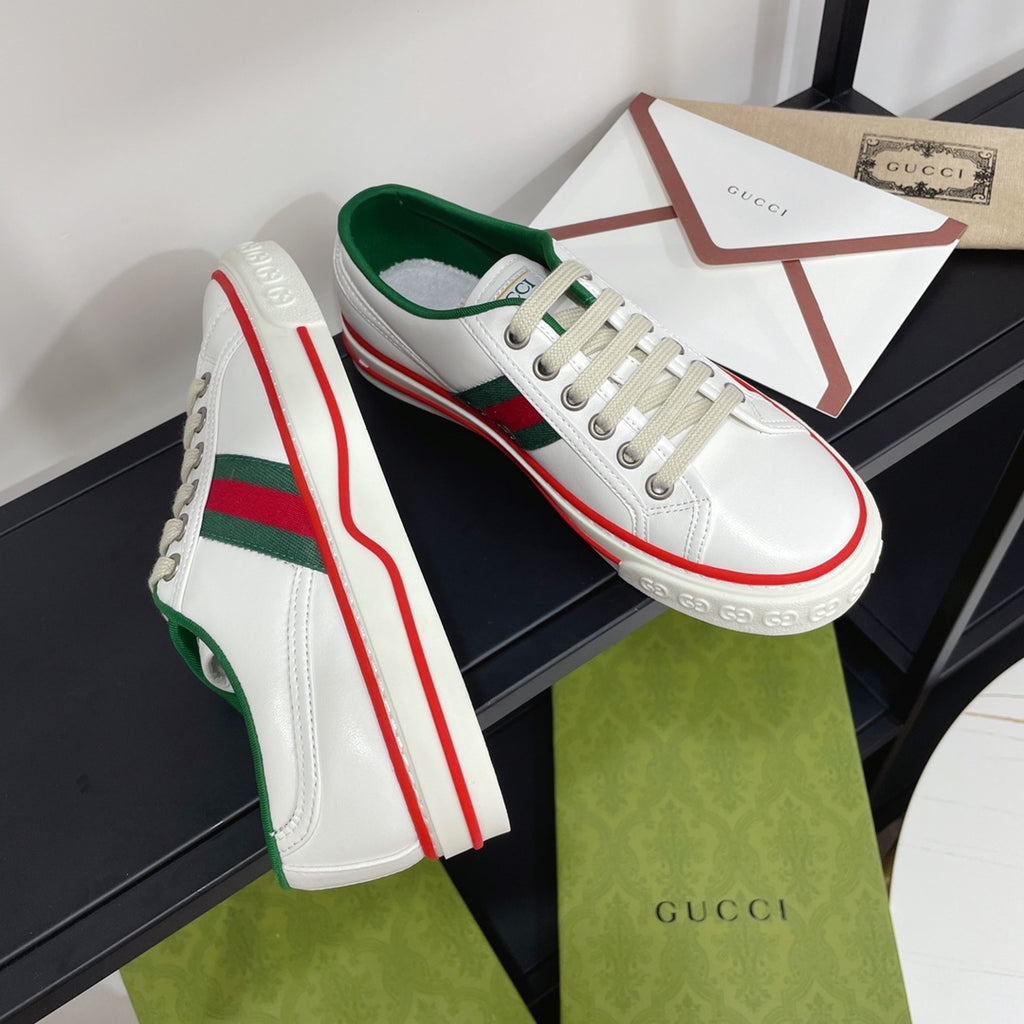 Z2Q105B208 Popular high-quality Shoes