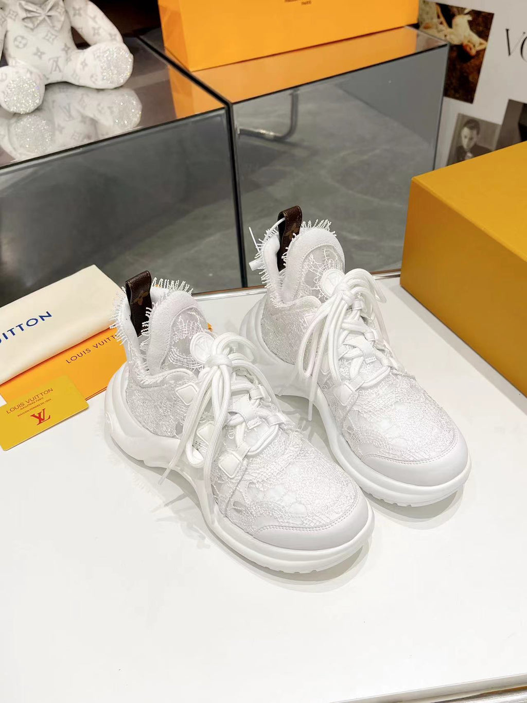 Z2Q95E179  Popular high-quality Shoes