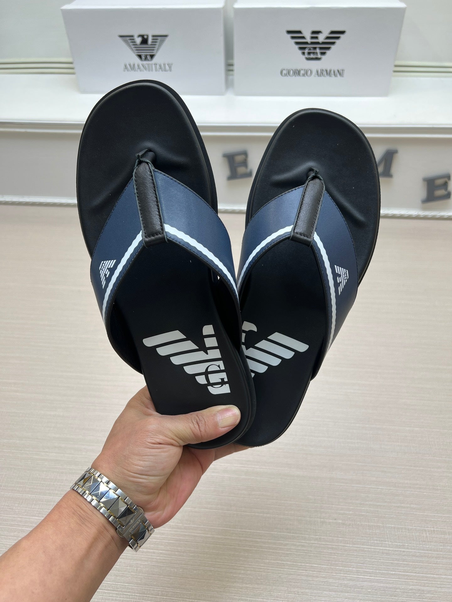 Z5ZA104 Popular slippers