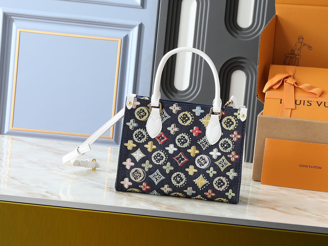 B1R15E22 Popular  genuine leather embroidered bag