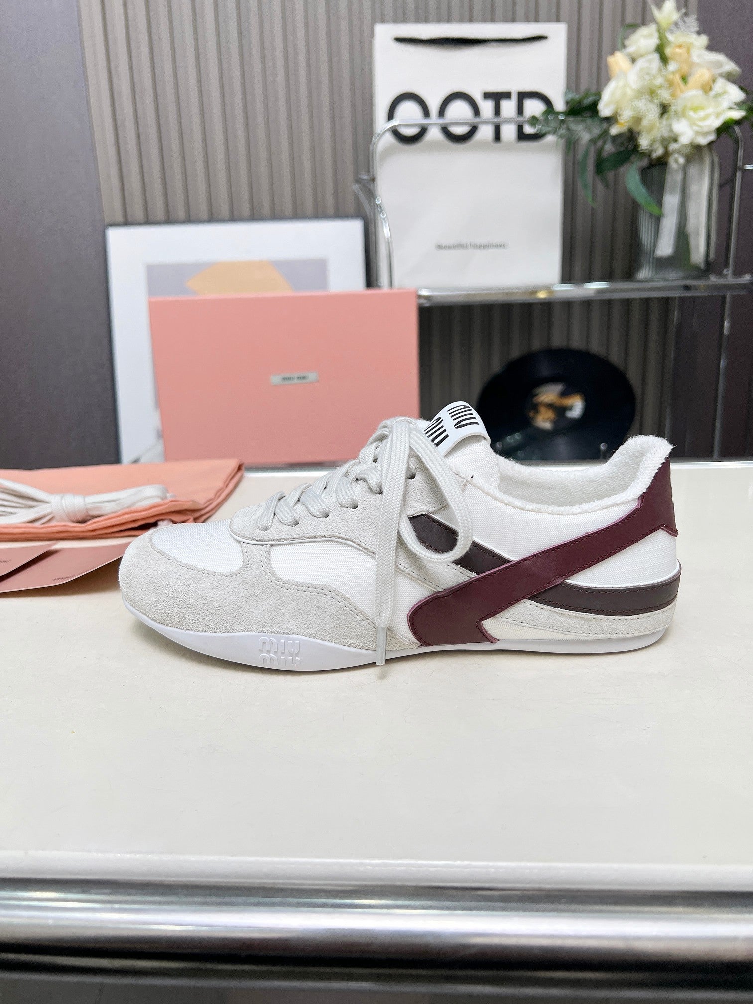 Z2Q105A247 Popular high-quality Shoes