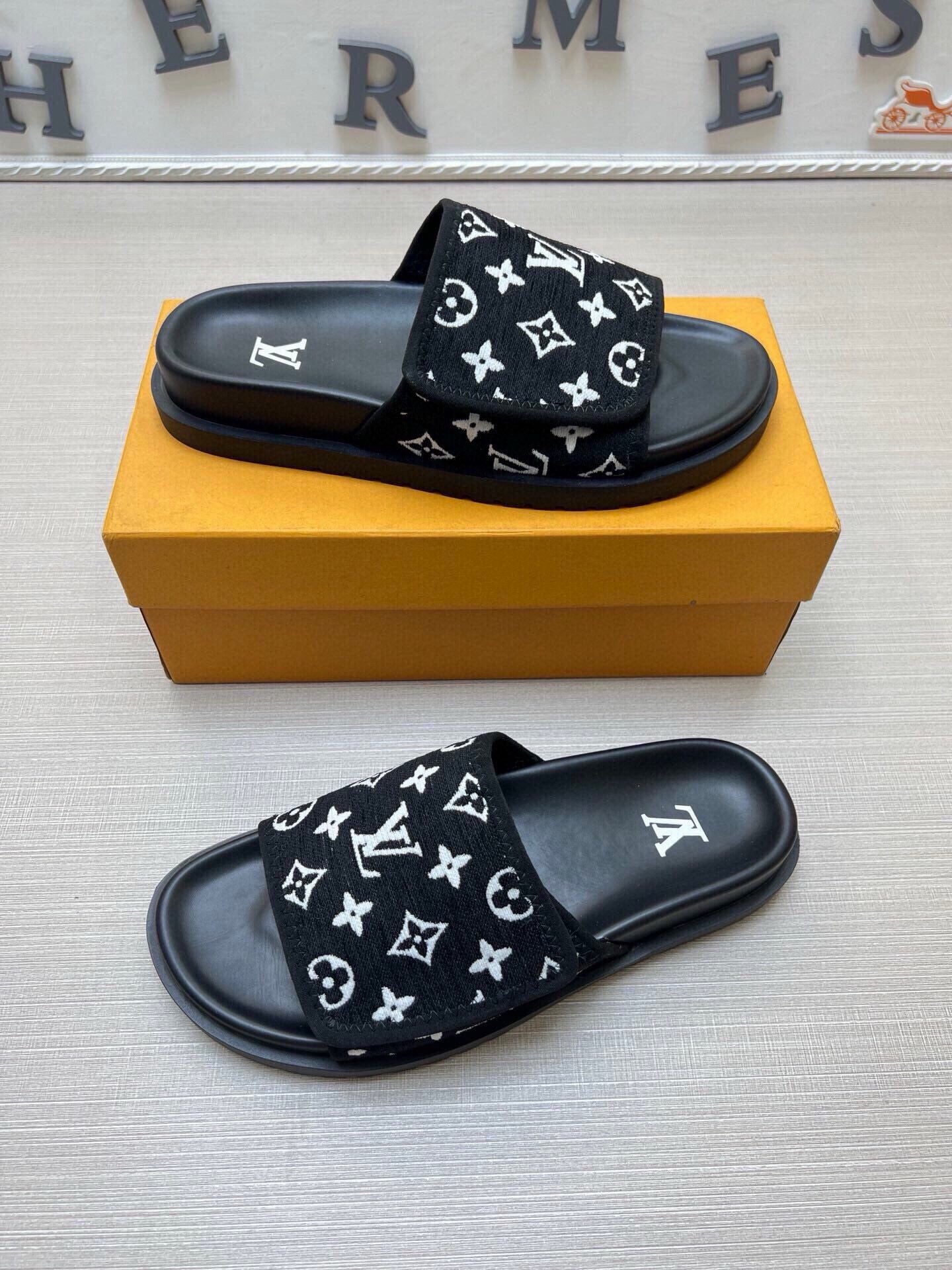 Z5LE209 Popular Slippers