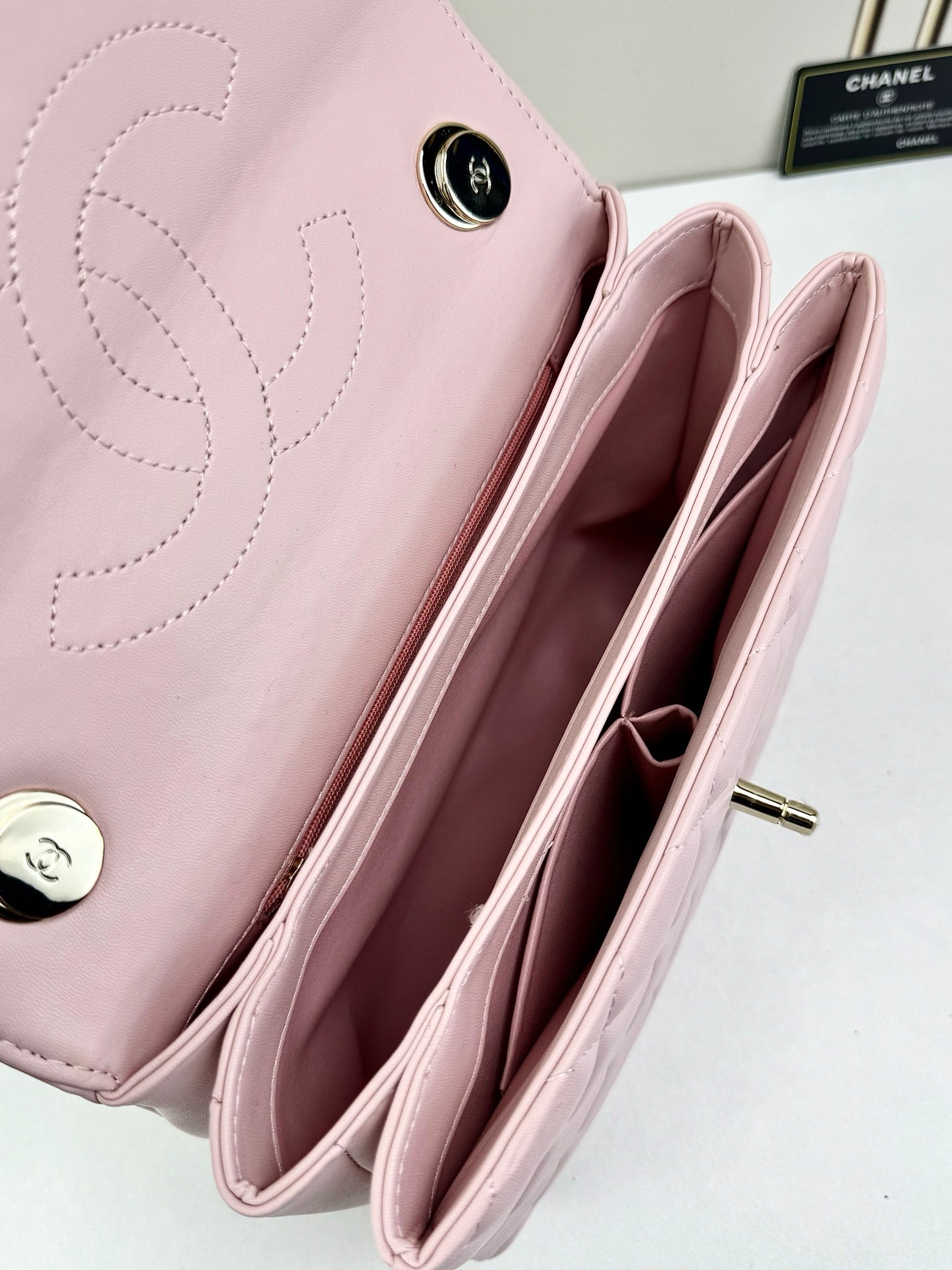 B1X76C8  Popular leather bag