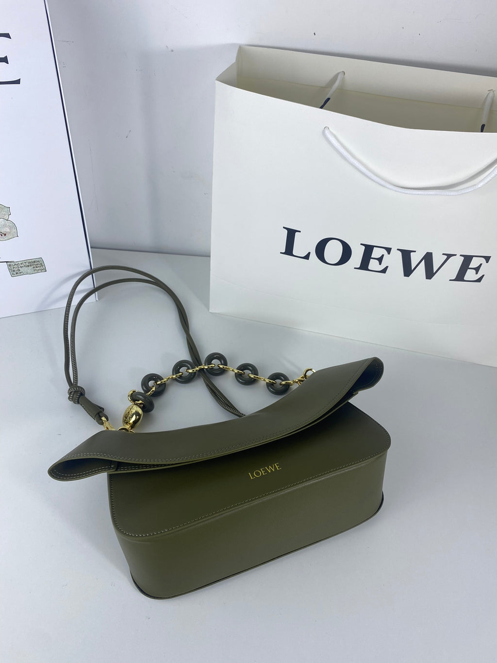B1R66A11 Popular leather bag