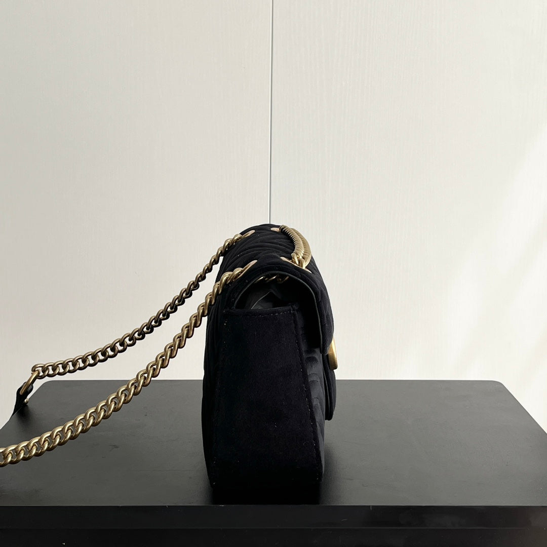 B1P36B66 Popular leather bag