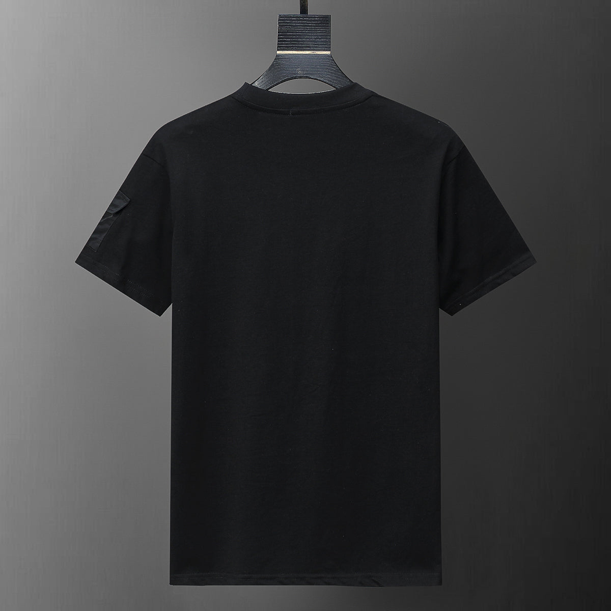 U1R135A122  Popular shirt and shorts set