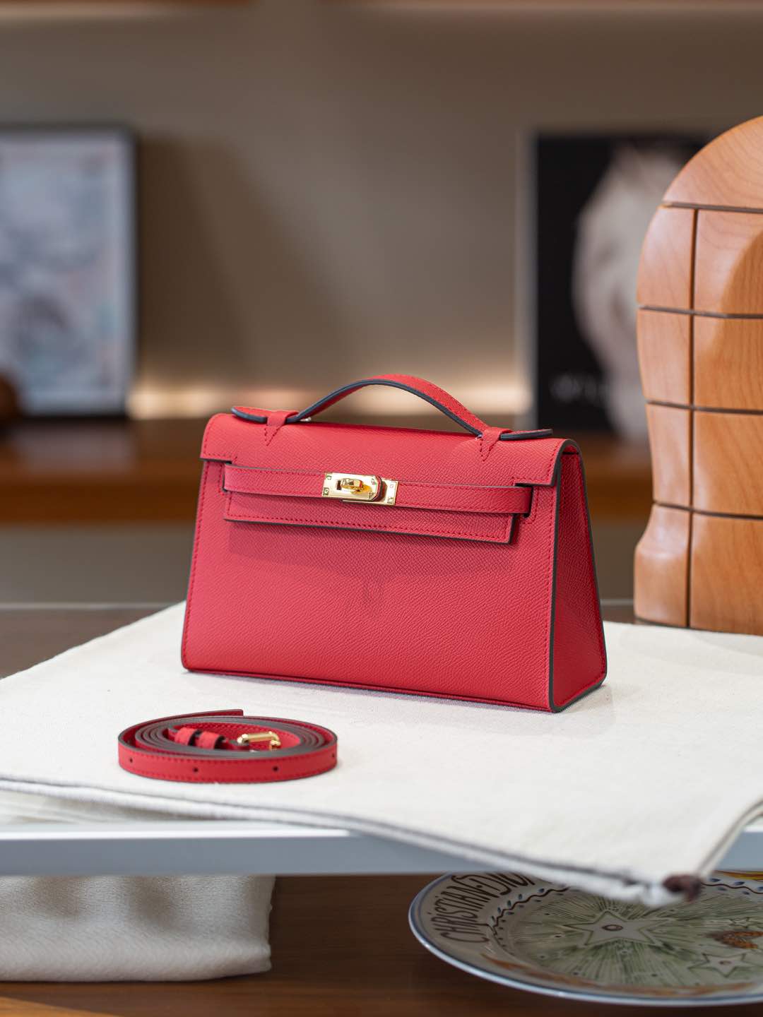 B1R66A7 Popular leather bag