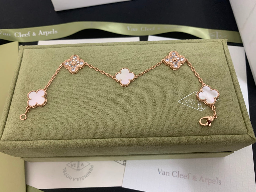 X5X53VA179K  Popular bracelets 5 flowers normal size1.5cm flower