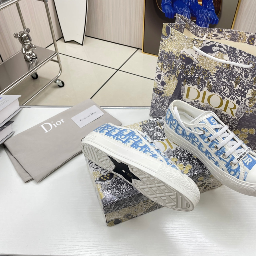 Z1XD65 Popular shoes