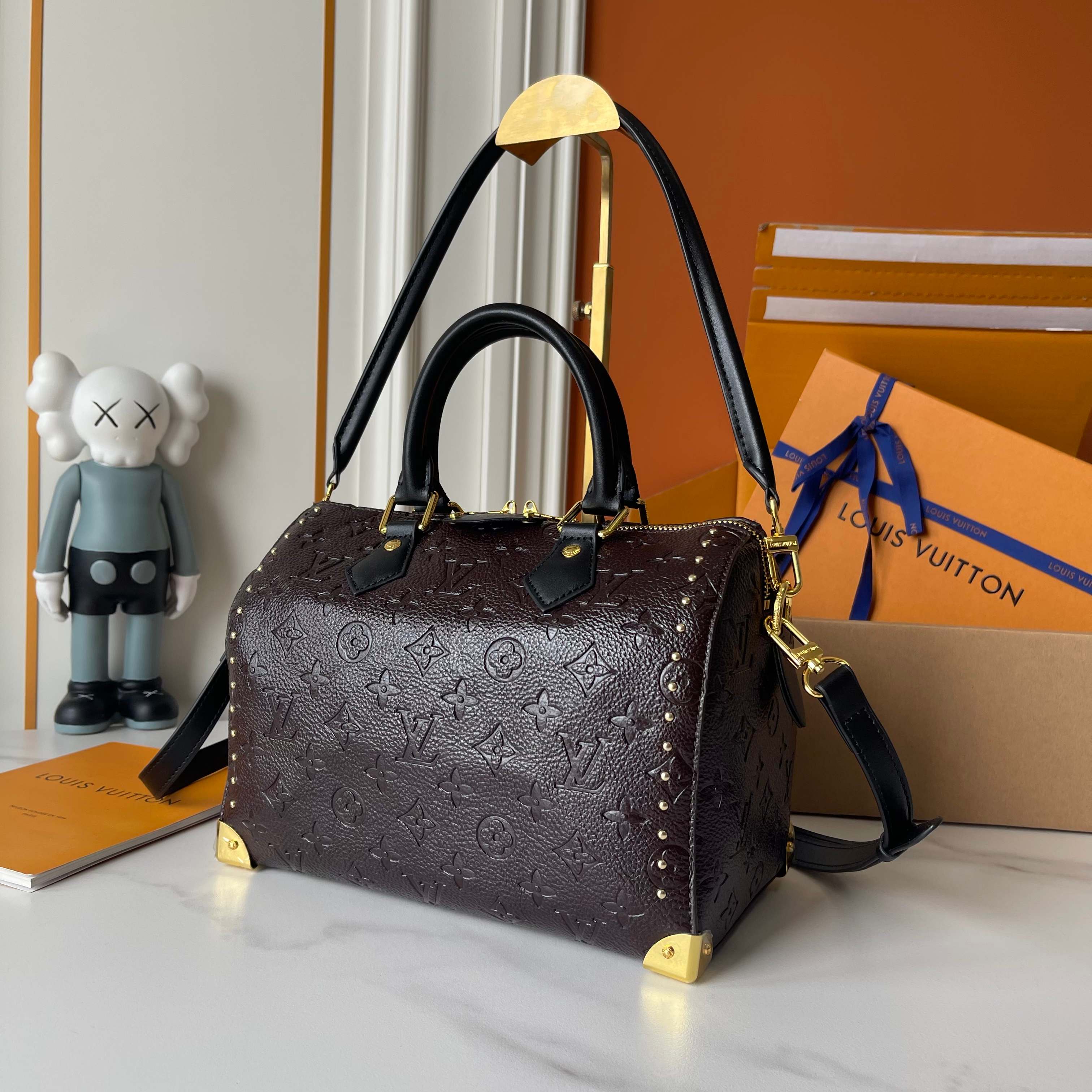 B1P46E77 Popular leather bag