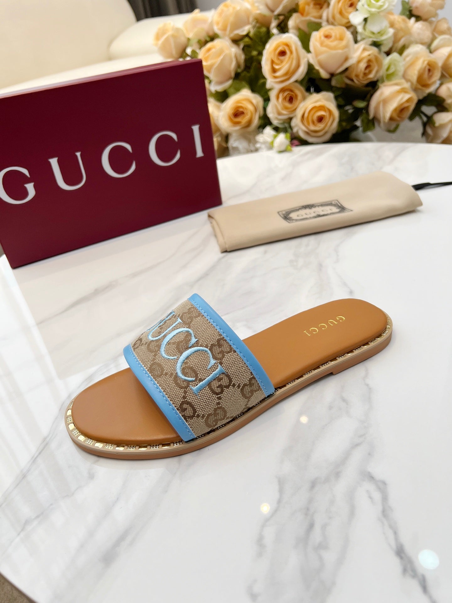 Z2Q55B29 Popular high-quality  Shoes