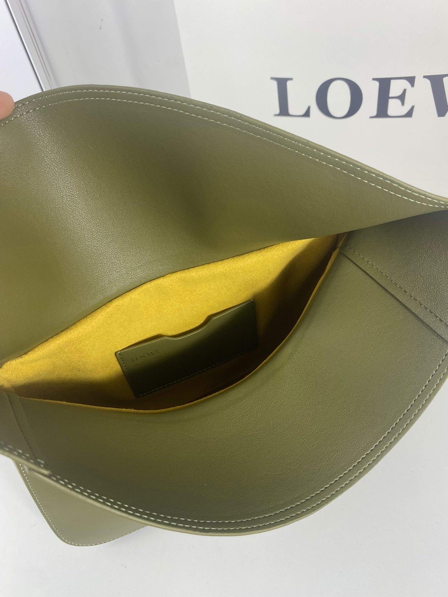 B1R66A11 Popular leather bag