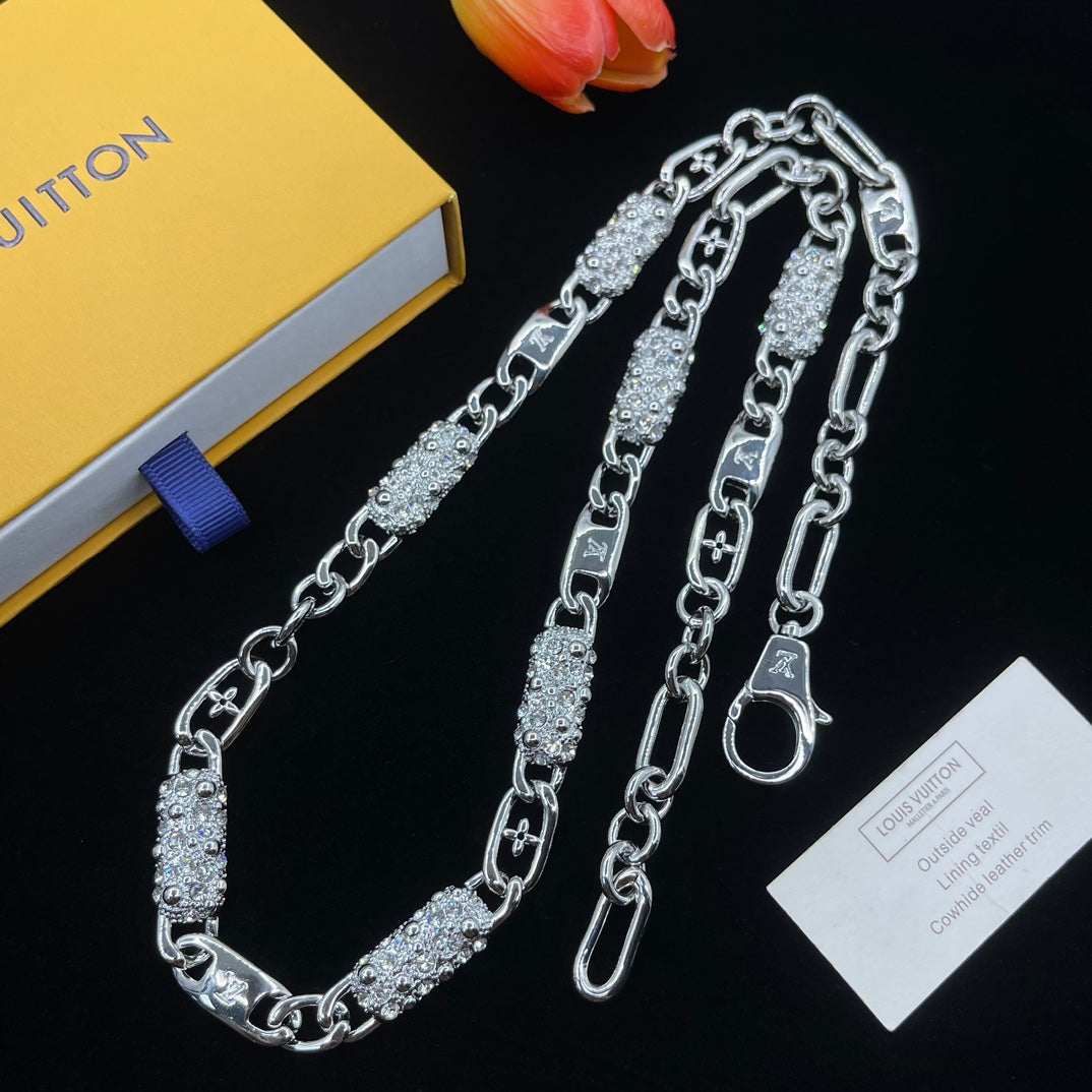 X1Q85E127X Popular Necklace