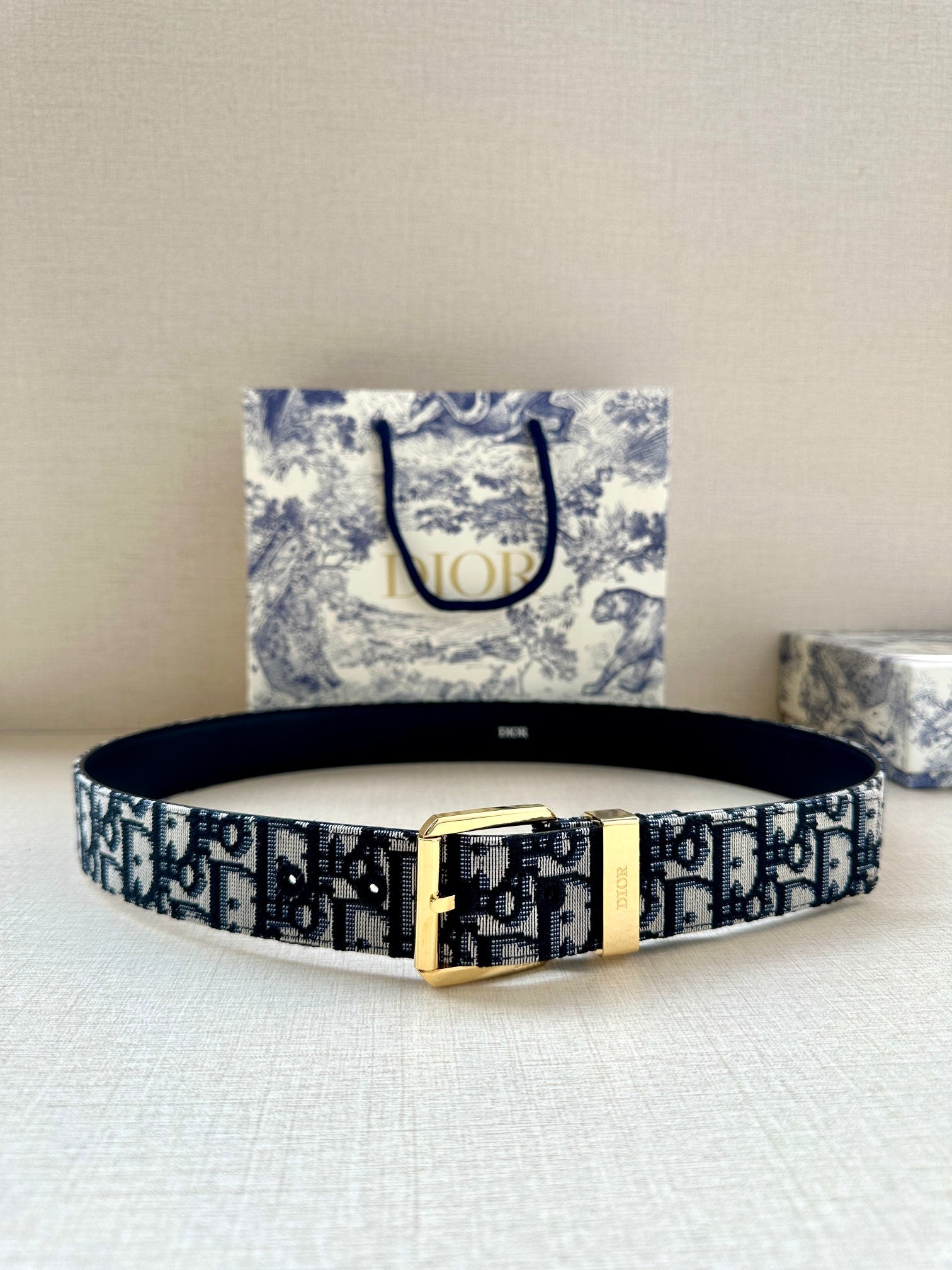 P1Q115D26 Popular High quality belt With full package