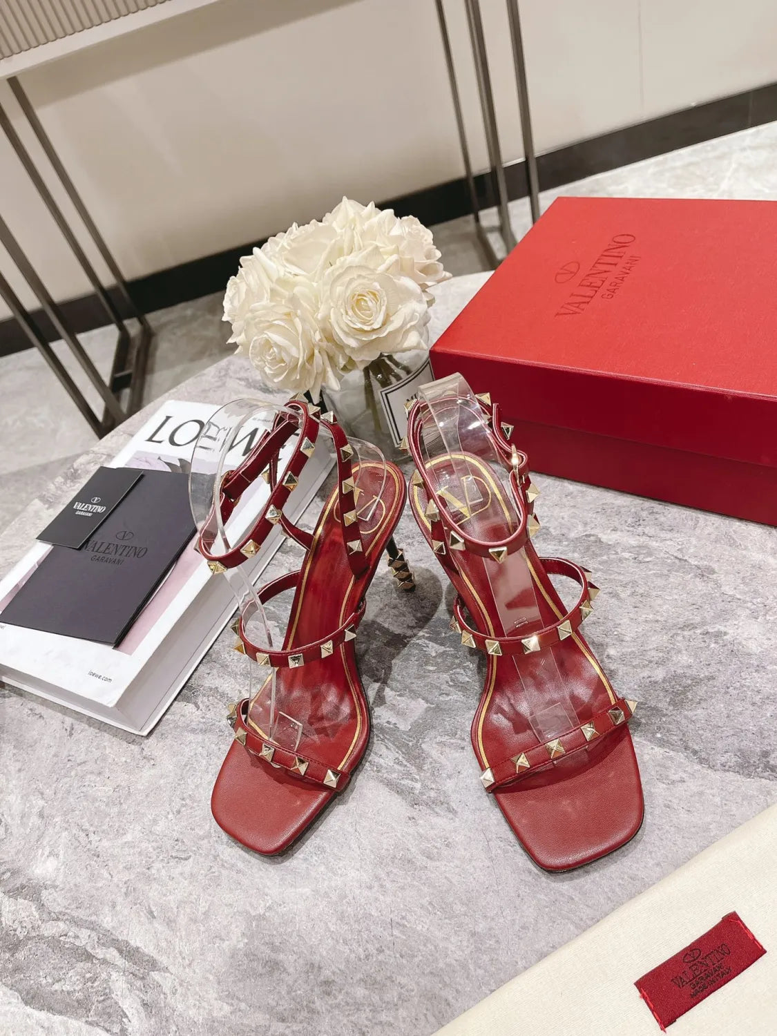 Z2Q55VL56 Popular  leather High heels