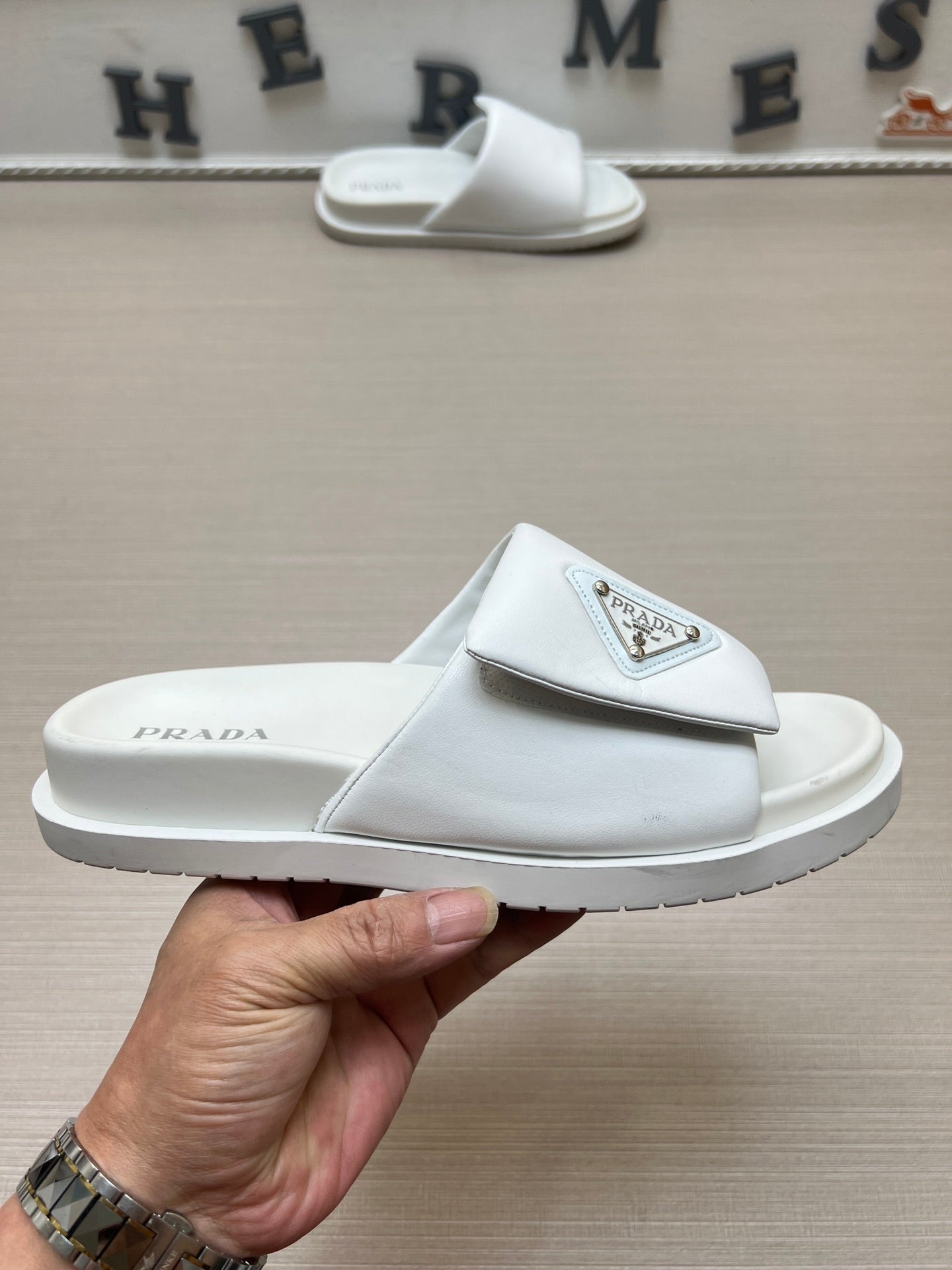 Z5ZPD5 Popular slippers