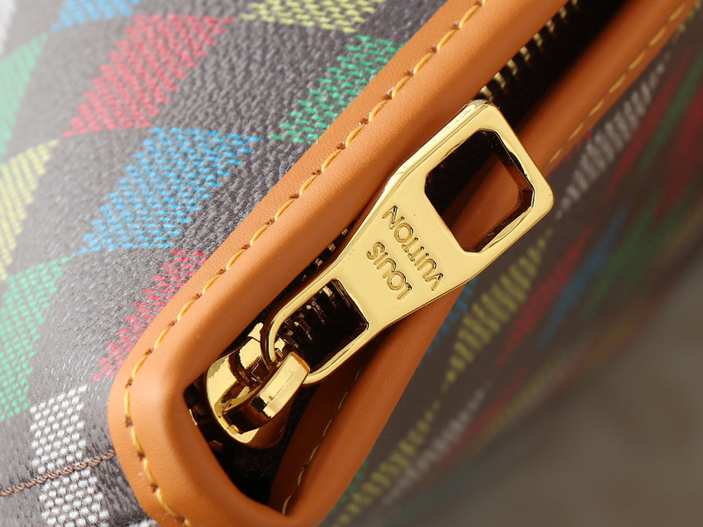 B1W15E31 Popular  leather bag