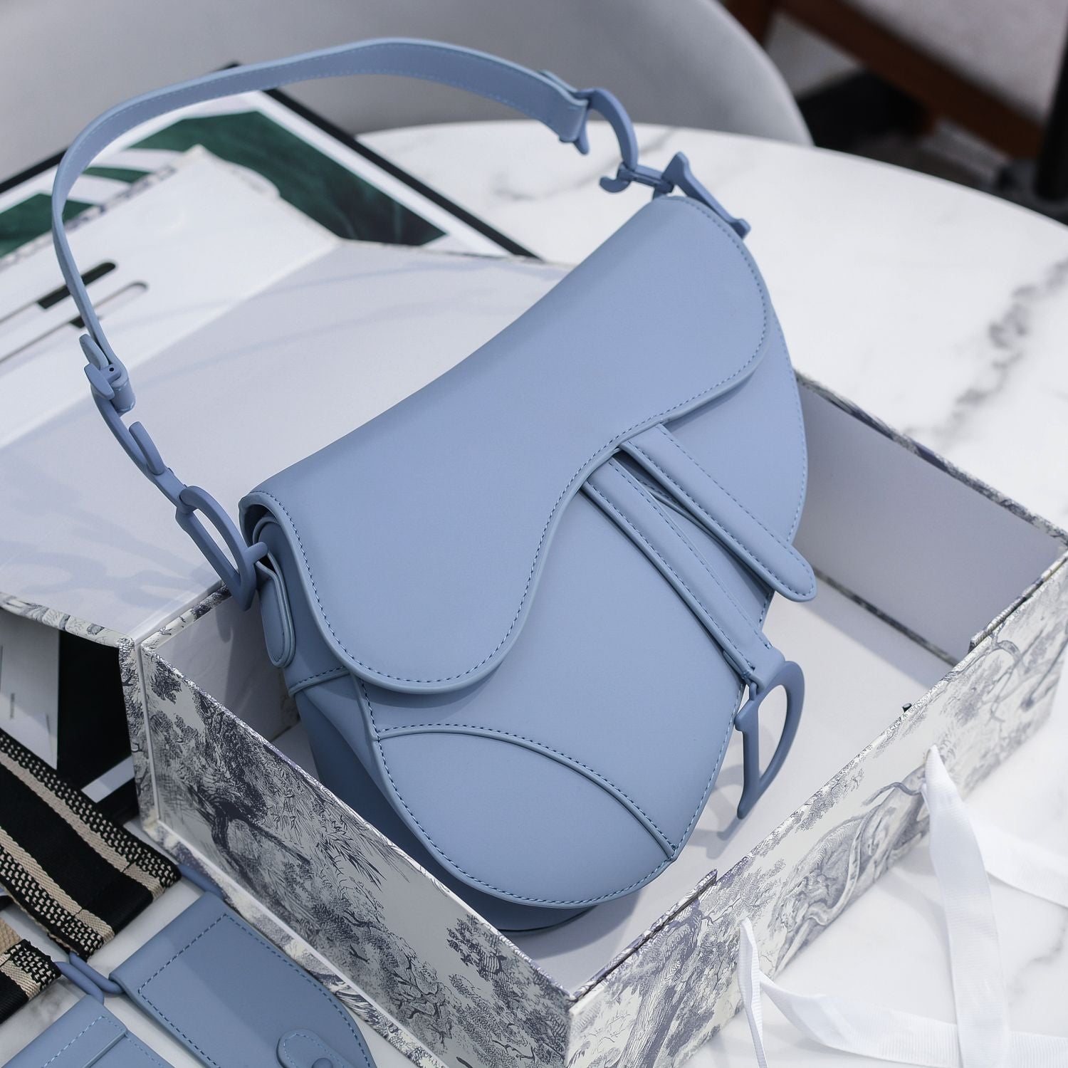B5X111D10 Popular   leather bag 