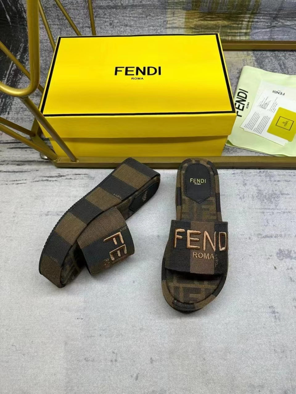 Z2ZF3 Popular Slippers