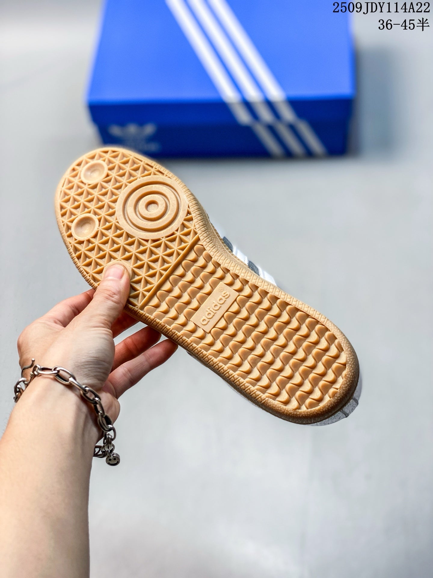 Z4Q95A71 Popular Shoes