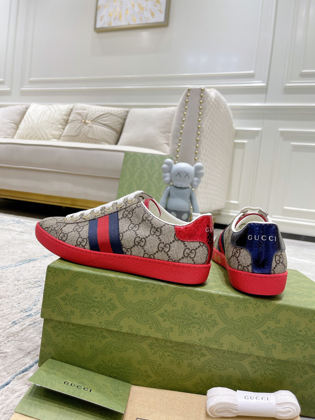 Z2Q105B202 Popular high-quality Shoes