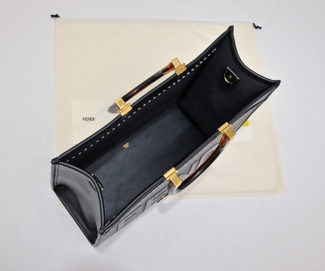 B1P36F104 Popular leather bag