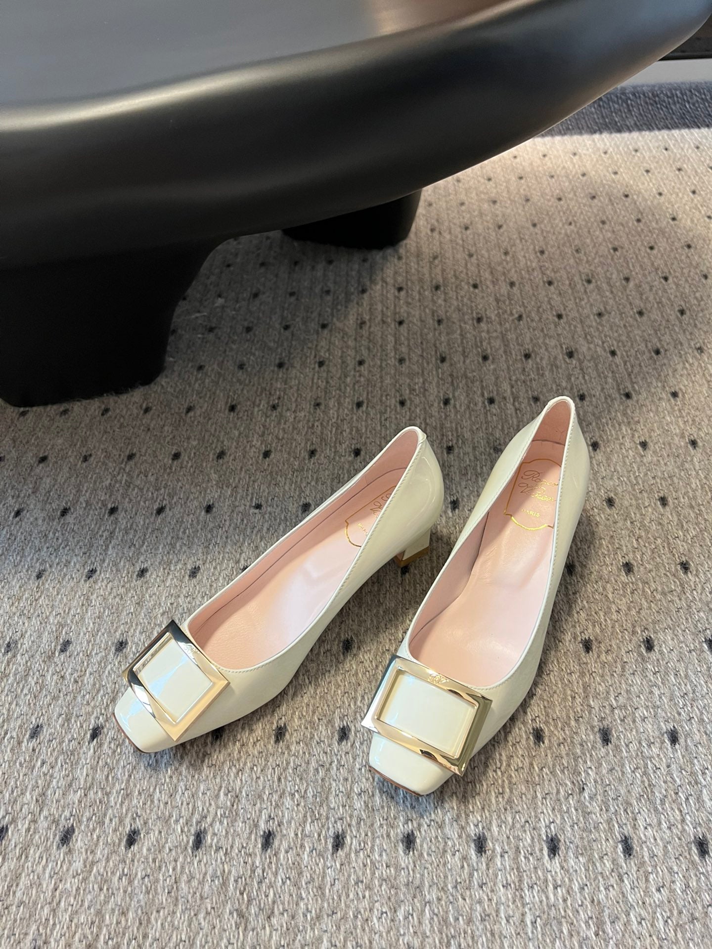Z1ZA249 Popular High heels