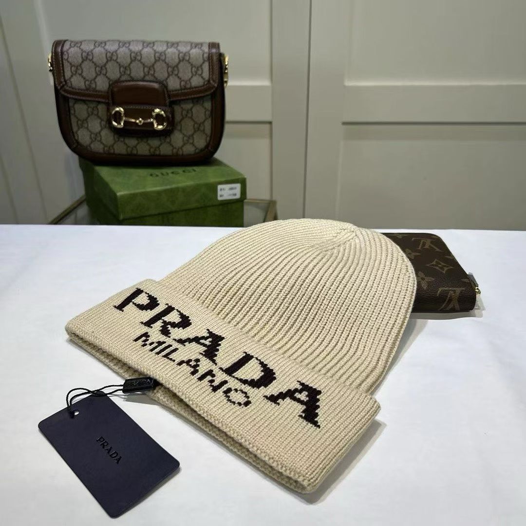 M1R86P82 Popular hats